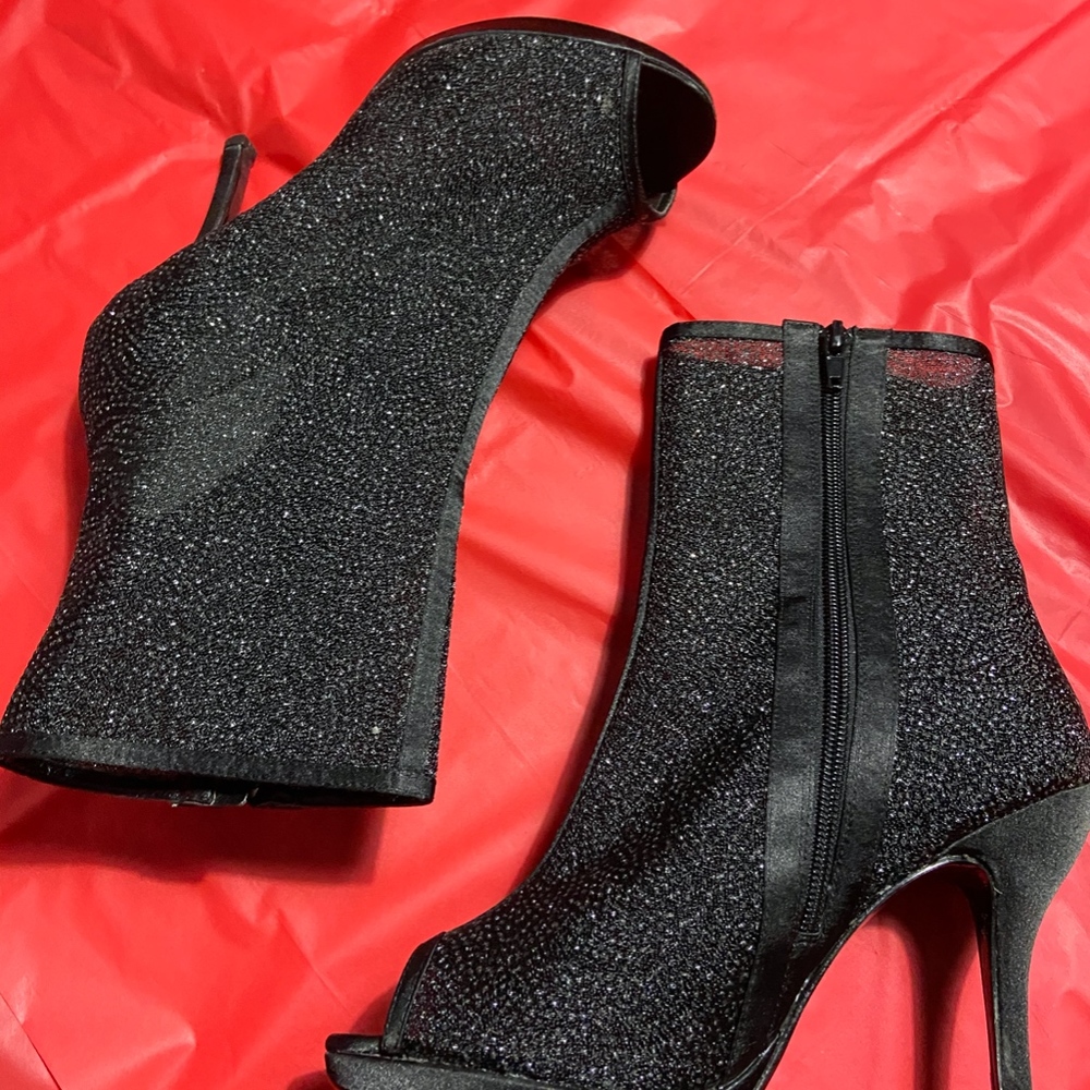 Black Mesh Heeled Boot - Picture 3 of 3